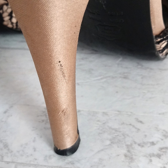 GUC Nina Satin / Lace  Peep-Toe Ankle Strap Heels w/Bow - Picture 7 of 12